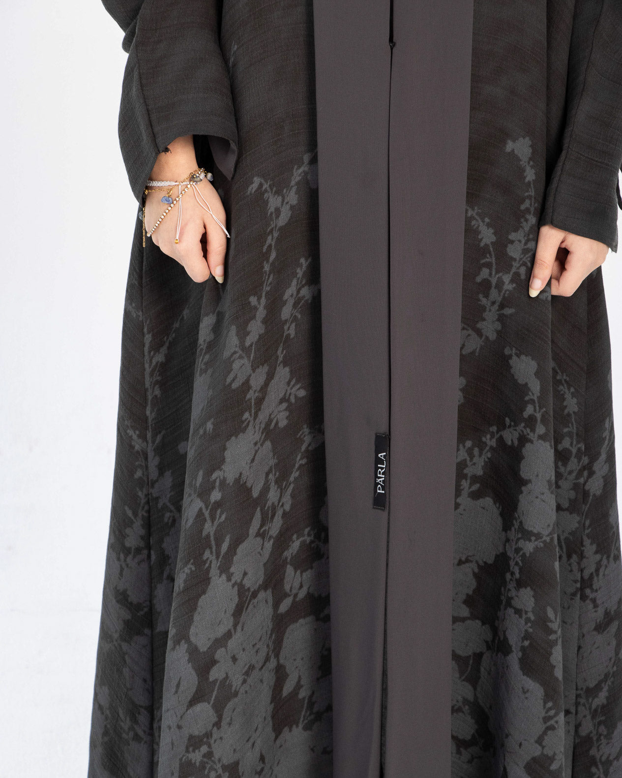 Noir Bloom Abaya - Floral Gray